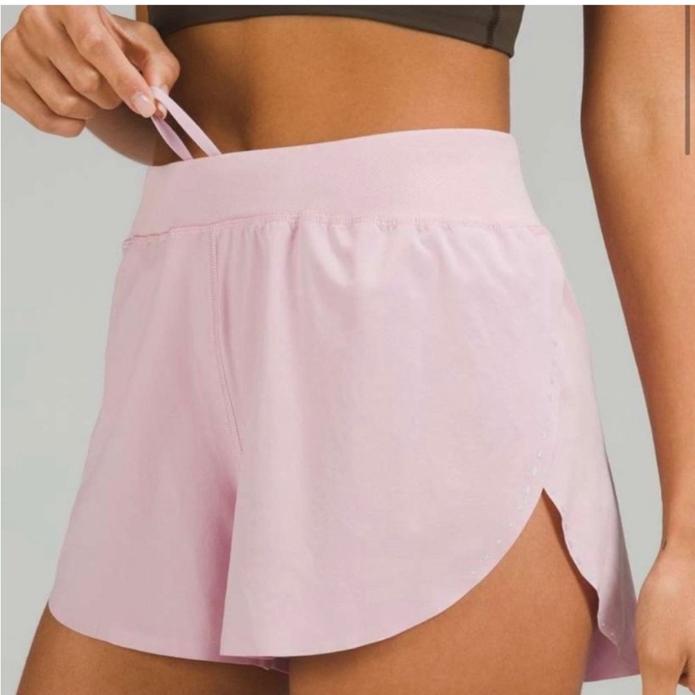 LULULEMON SHORTS Blush Pink Find your Pace 3 Inch - Picture 11 of 11